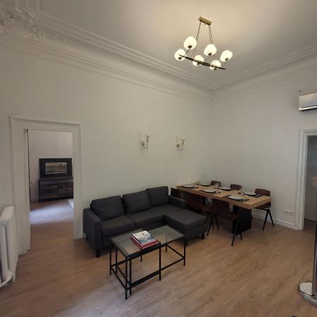 Bel Appartement Champs Elysees Avec 2 Chambres パリ エクステリア 写真